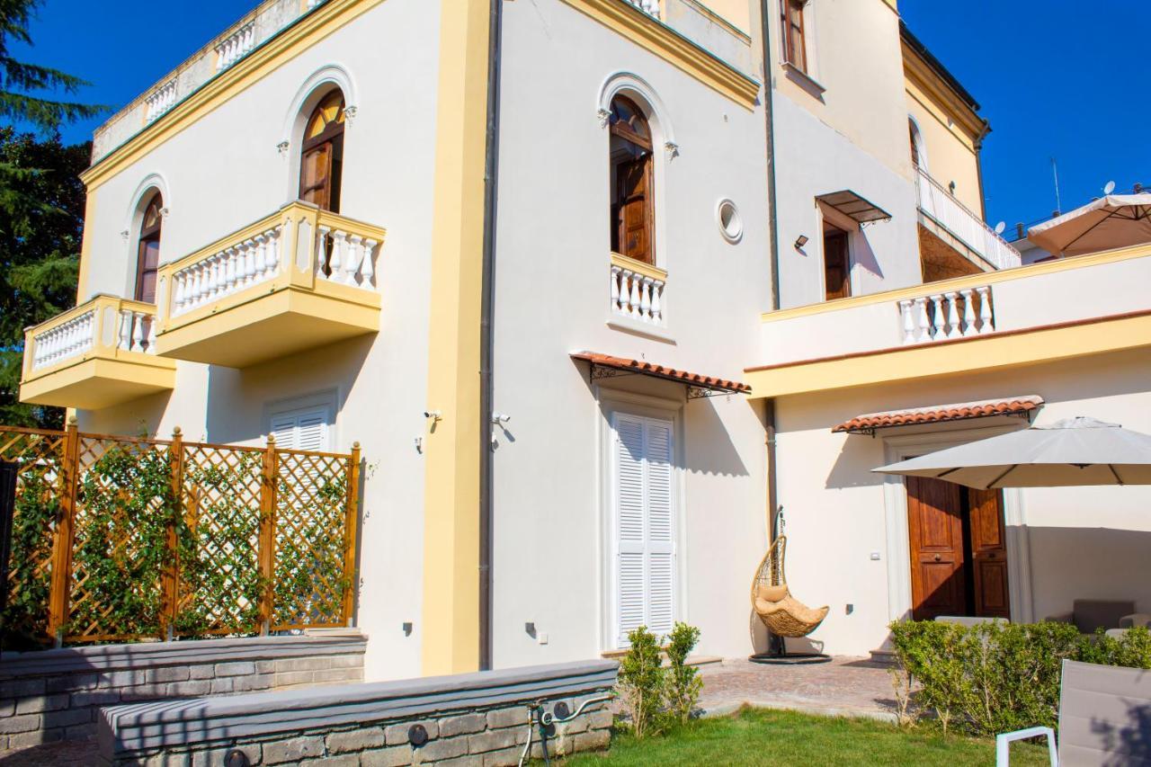 Relais Villa Montedonzelli Неаполь Екстер'єр фото